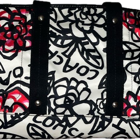 LOOK! Coach Poppy Daisy Graffiti Handbag Coach Poppy Daisy F16583 Purse Tote Bag - Picture 7 of 13